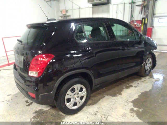 Chevrolet TRAX LS 2017 3GNCJKSB5HL162975 Image 4
