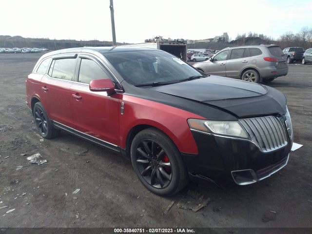 Lincoln MKT 2010 2LMHJ5AR9ABJ20261 main image