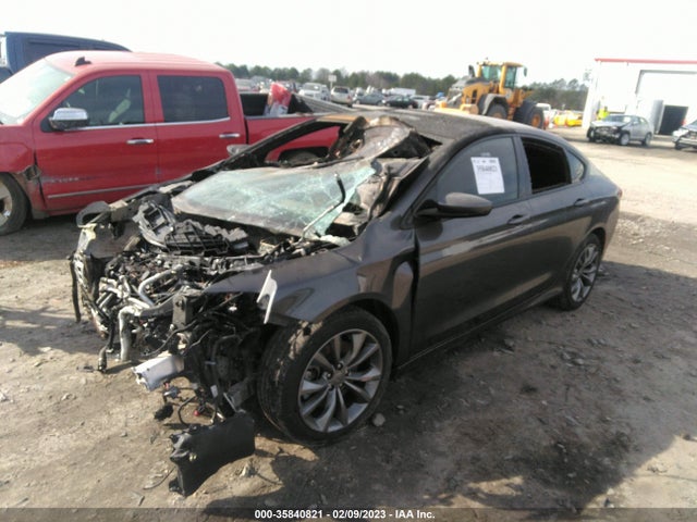 1C3CCCBG1FN518795 Chrysler 200 S