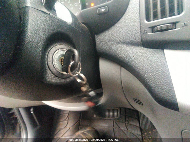 2008 HYUNDAI ELANTRA GLS/SE VIN: KMHDU46D28U524094