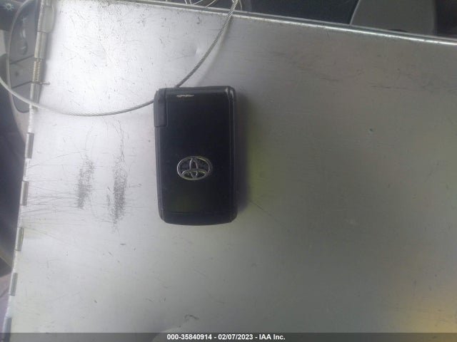 2005 Toyota Prius მანქანა იყიდება აუქციონზე, vin: JTDKB20U650129420, აუქციონის ნომერი: 35840914
