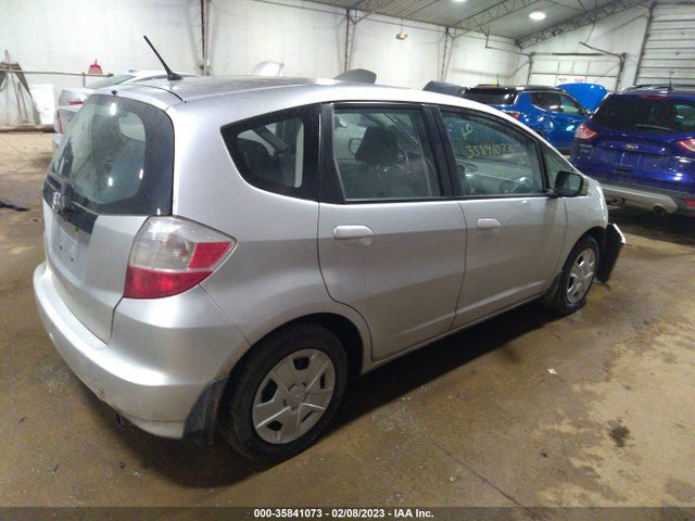 2013 HONDA FIT VIN: JHMGE8G36DC048393