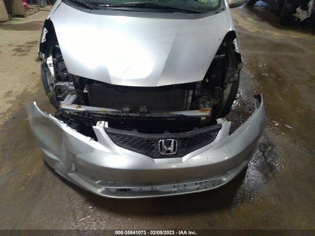 2013 HONDA FIT VIN: JHMGE8G36DC048393