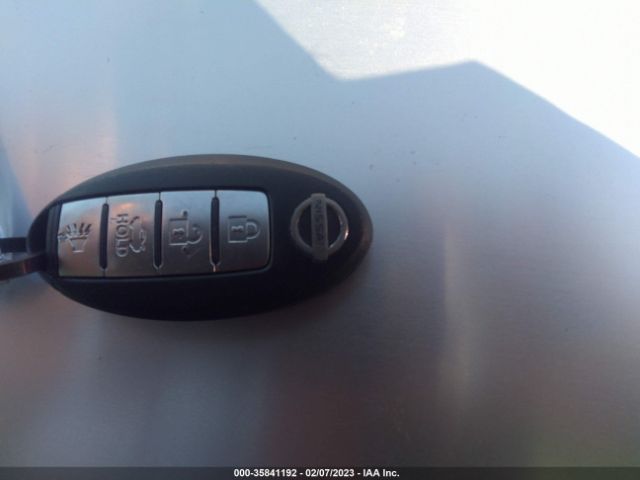 3N1AB7AP9HY404504 Nissan SENTRA SR