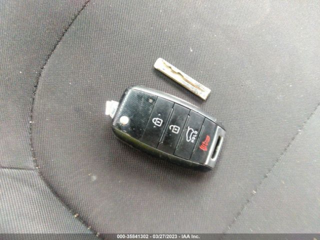 KNDJN2A2XG7245374 KIA Soul Base