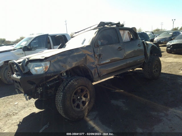 Toyota Tacoma Prerunner 2015 5TFJU4GN2FX075722 Image 2