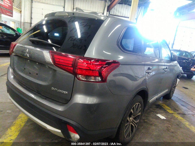 JA4AD2A31JJ004481 Mitsubishi Outlander Es
