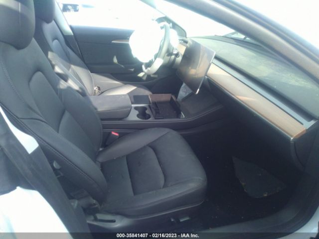 5YJ3E1EA4NF373492 Tesla MODEL 3
