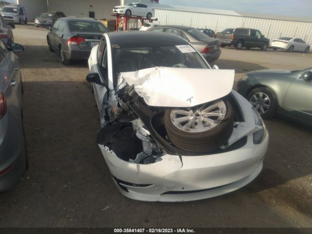 5YJ3E1EA4NF373492 Tesla MODEL 3