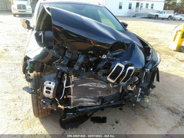 1C4PJLCB4JD539015 Jeep Cherokee Latitude