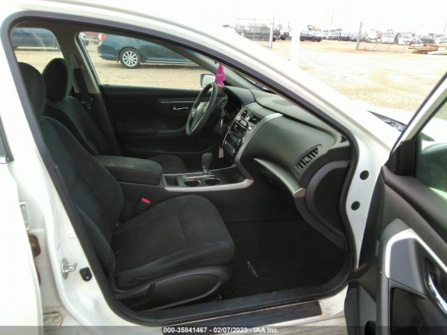 1N4AL3AP3FC142011 Nissan Altima 2.5 S