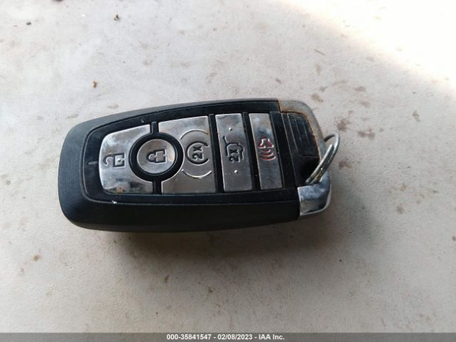 5LM5J9XC8MGL02634 Lincoln Aviator Black Label