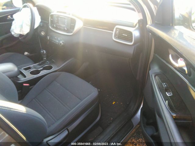 5XYPGDA36HG323288 KIA SORENTO LX