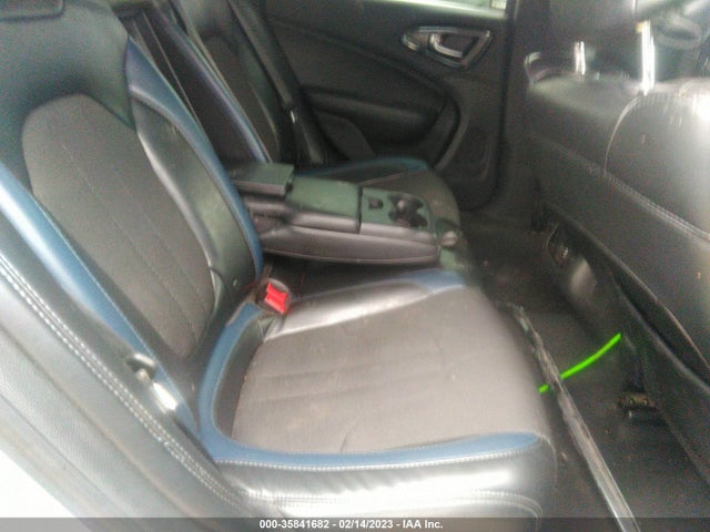 1C3CCCBB3GN157947 Chrysler 200 S
