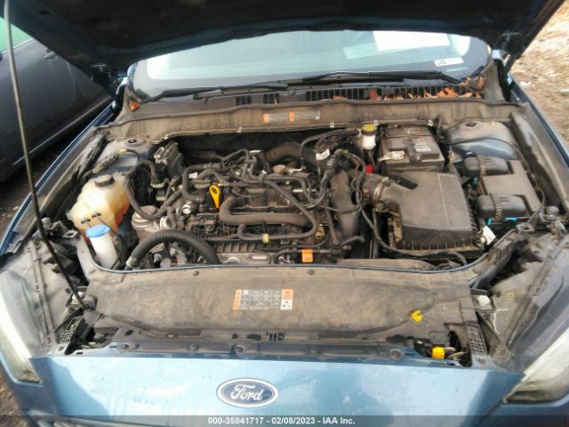 3FA6P0HD0JR256109 Ford FUSION SE