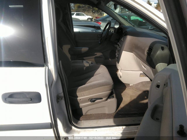 Dodge Grand Caravan 2005 1D4GP24RX5B237964 Image 6