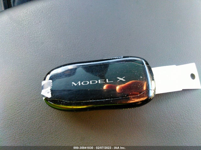 2022 Tesla Model X, VIN: 7SAXCAE58NF345899