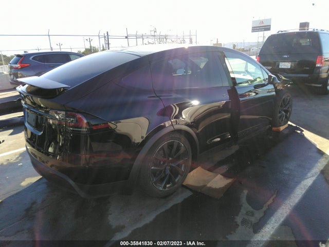 2022 Tesla Model X, VIN: 7SAXCAE58NF345899