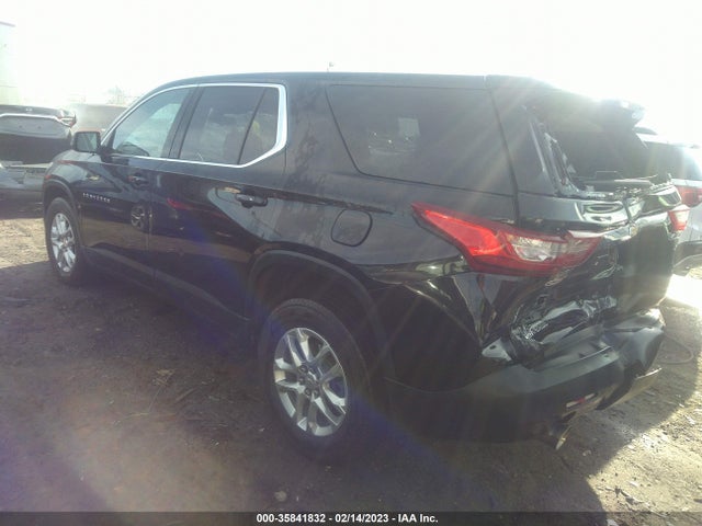 Chevrolet Traverse Ls 2021 1GNERFKW7MJ235910 Image 3