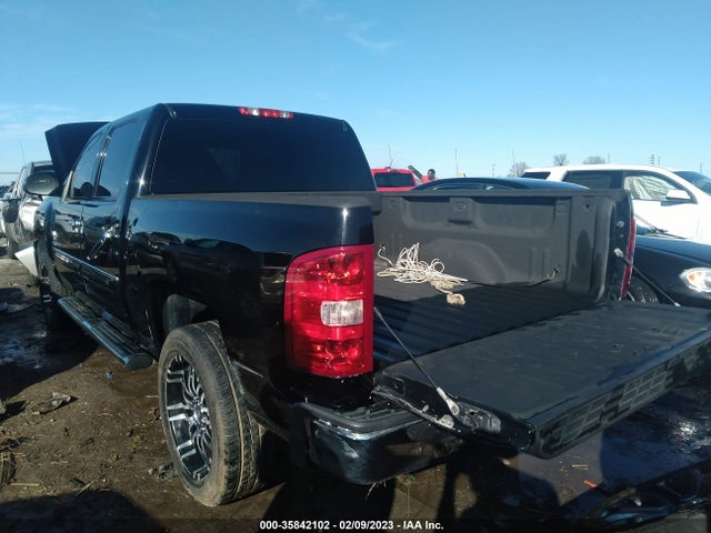 2011 CHEVROLET SILVERADO 1500 LT VIN: 3GCPCSE07BG408195