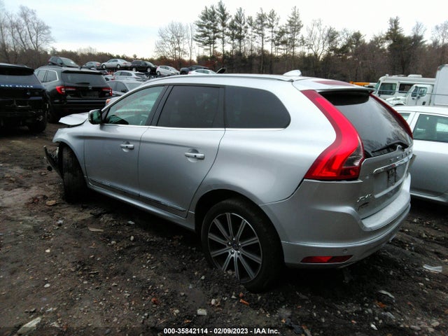 2017 Volvo XC60, VIN: YV449MRU3H2121462