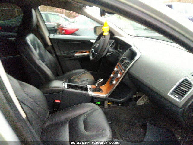 2017 Volvo XC60, VIN: YV449MRU3H2121462