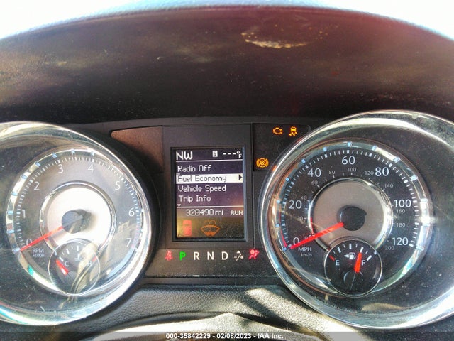 2C4RC1BG2ER398050 Chrysler Town & Country Touring
