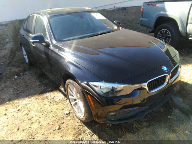 Auction sale of the 2017 Bmw 320i, vin: WBA8A9C34HK864038, lot number: 35842249