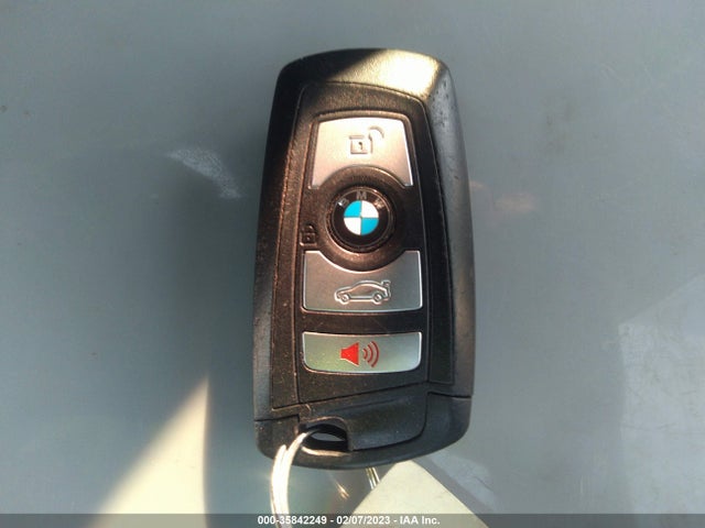 Auction sale of the 2017 Bmw 320i, vin: WBA8A9C34HK864038, lot number: 35842249
