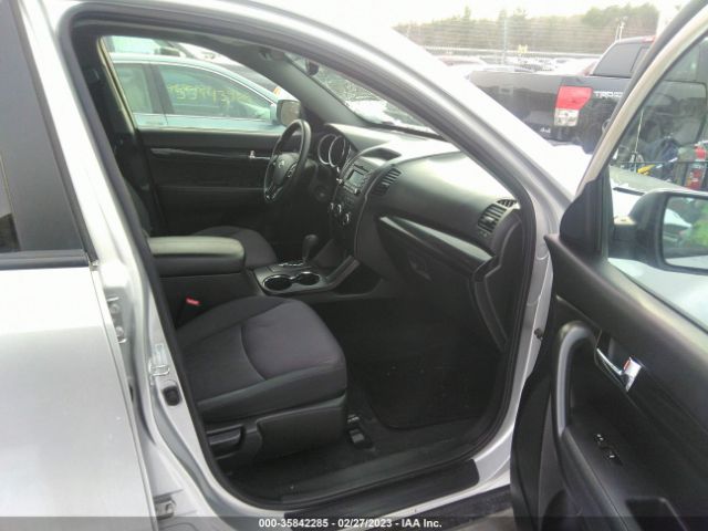 5XYKTDA60CG301599 KIA SORENTO LX