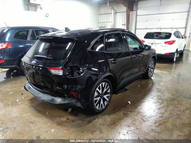 2020 Ford Escape, VIN: 1FMCU9BZ1LUB67381
