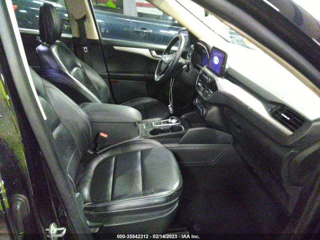2020 Ford Escape, VIN: 1FMCU9BZ1LUB67381