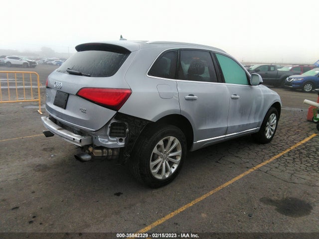 WA1LFAFP2FA061899 Audi Q5 Premium Plus