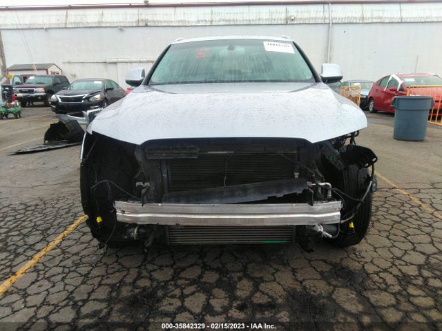 WA1LFAFP2FA061899 Audi Q5 Premium Plus