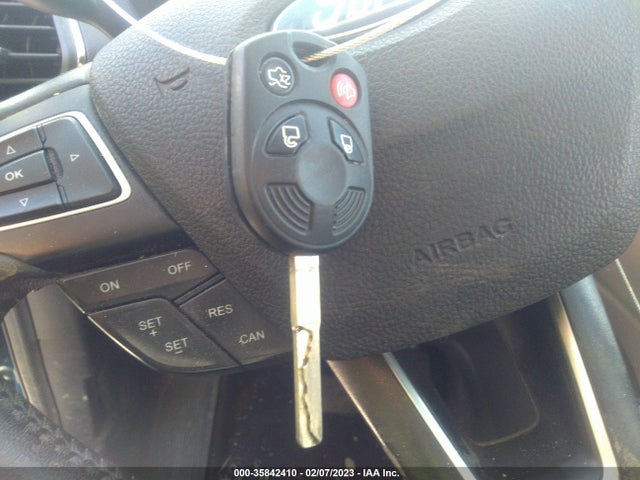 2018 FORD ESCAPE SEL VIN: 1FMCU0HD8JUB67978