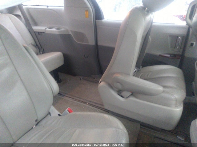 2014 TOYOTA SIENNA LTD/XLE VIN: 5TDDK3DCXES078212