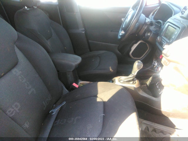 2015 Jeep Renegade, VIN: ZACCJABT2FPB81385