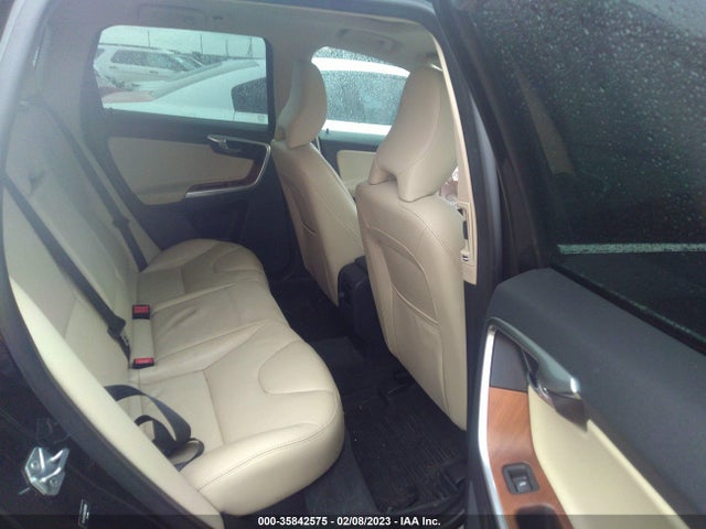 2017 Volvo XC60, VIN: YV440MDU4H2120869
