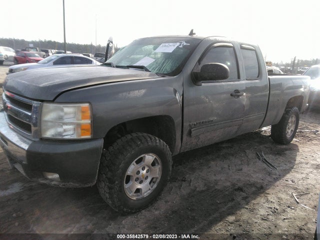 2011 CHEVROLET SILVERADO 1500 LT VIN: 1GCRCSE09BZ127475