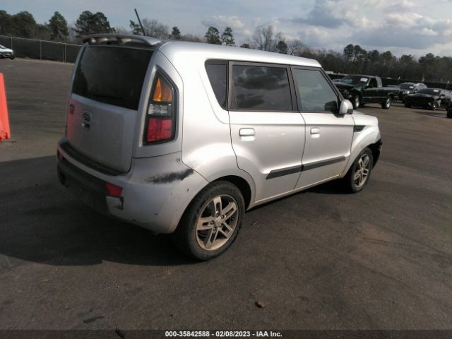 KNDJT2A23A7702183 KIA SOUL +