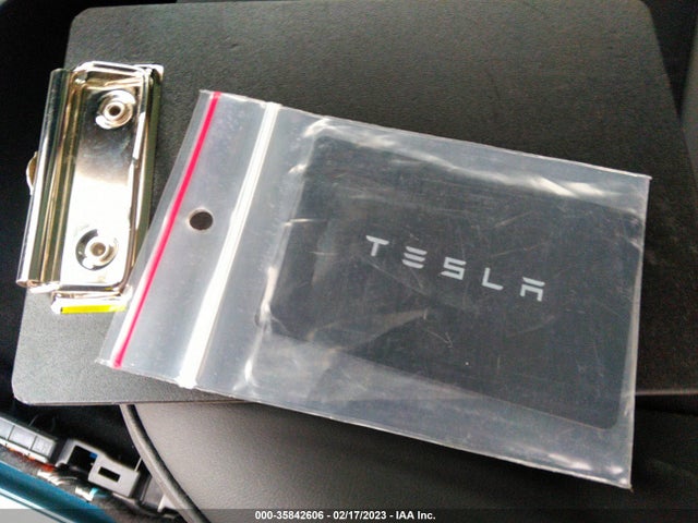 Tesla Model Y Long Range 2023 7SAYGDEE2PA034477 Image 11