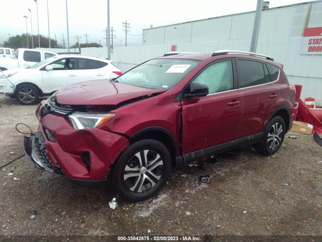 Toyota RAV4 LE 2018 2T3ZFREV2JW442287 Image 2