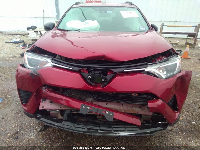 Toyota RAV4 LE 2018 2T3ZFREV2JW442287 Image 6