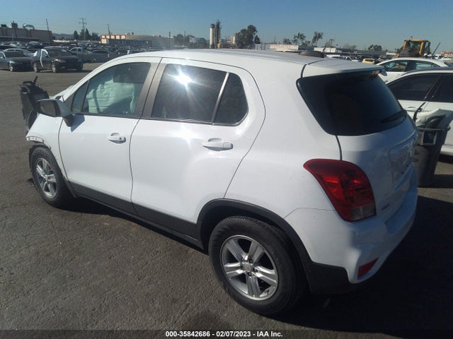 Chevrolet TRAX LS 2021 KL7CJKSB0MB308152 Image 3
