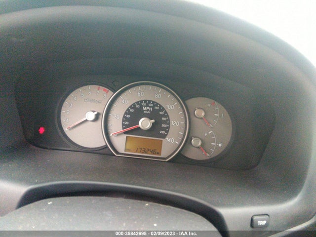 2007 KIA RONDO LX VIN: KNAFG526677112014