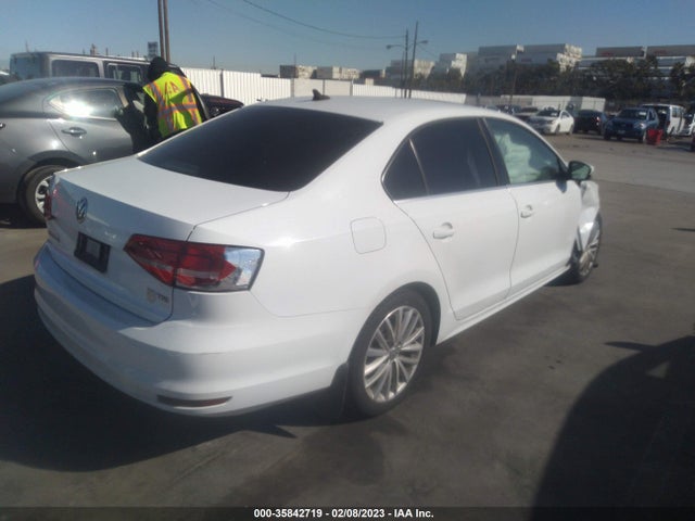 3VWD17AJ3FM283138 Volkswagen Jetta Sedan 1.8t Se