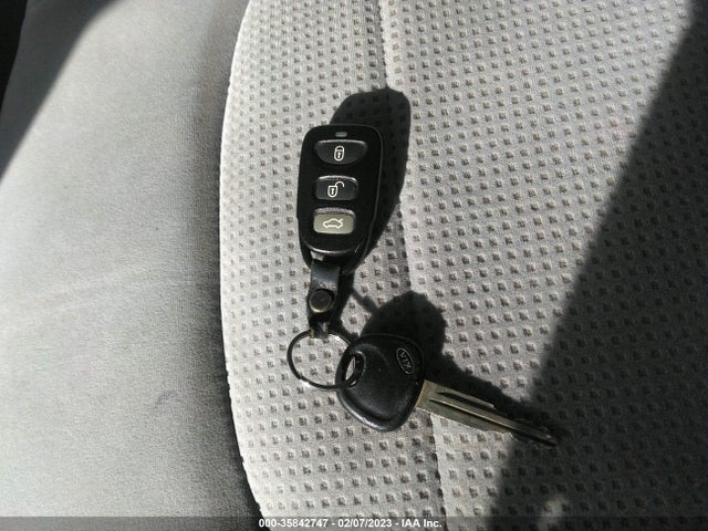 2007 KIA SPECTRA EX VIN: KNAFE121X75427901