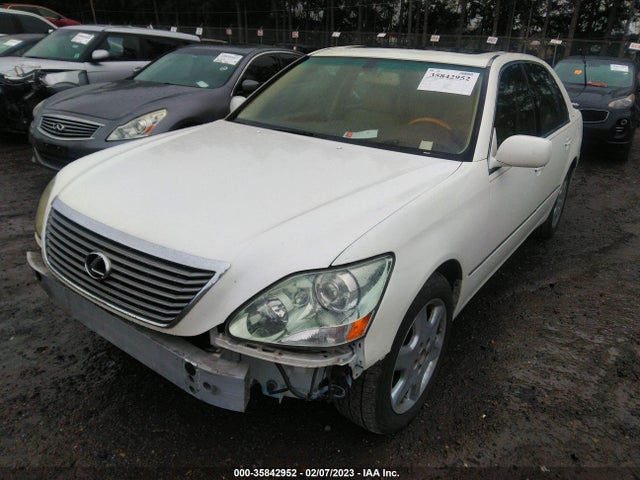 Lexus LS 430 2004 JTHBN36F140150551 Image 2