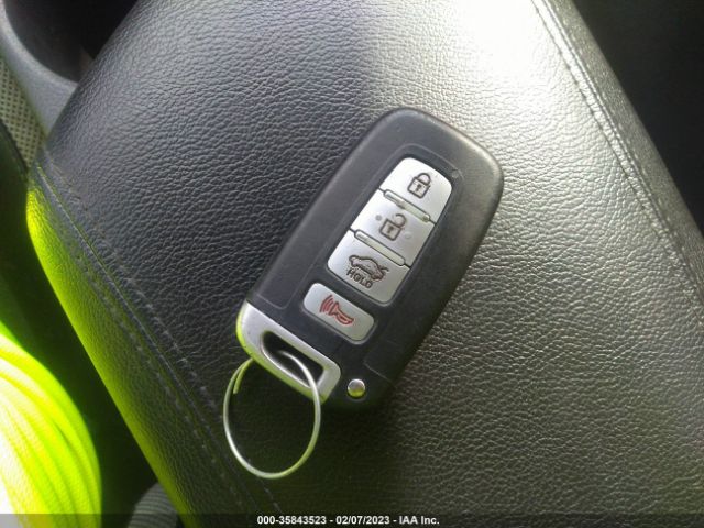 KNAGR4A68B5147037 KIA OPTIMA SX