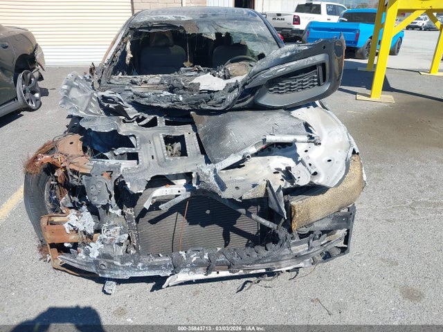 2019 BMW 740I WBA7E2C54KB218563 Photo 5